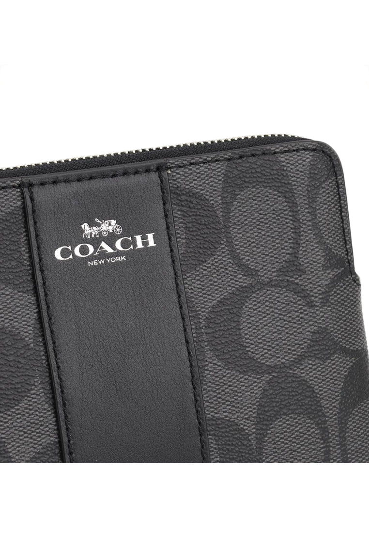 Coach Corner Zip Wristlet In Signature Canvas - Black