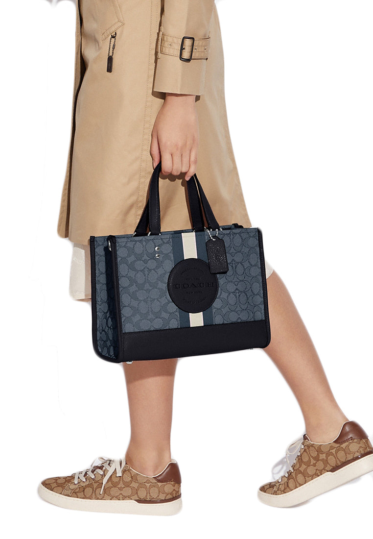 Coach Dempsey Carryall In Signature Jacquard With Stripe And Coach Patch - Denim