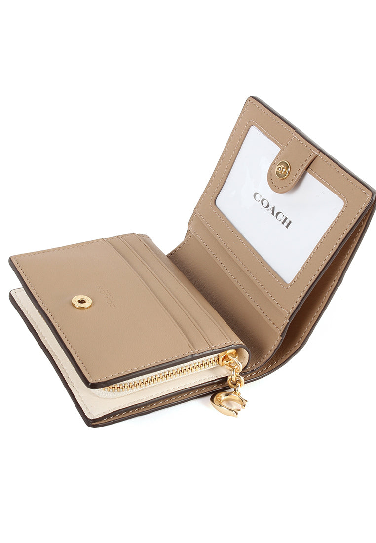 Coach Boxed Snap Wallet And Picture Frame Bag Charm in Signature Leather - White