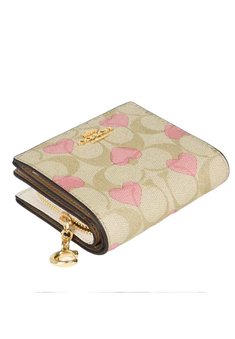 Coach Snap Wallet In Signature Canvas With Heart Print - Light Brown/Multi