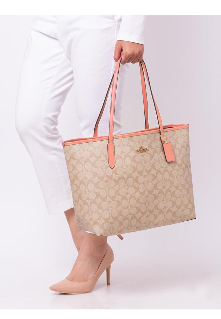 Coach City Tote In Signature Canvas - Light Brown/Pink