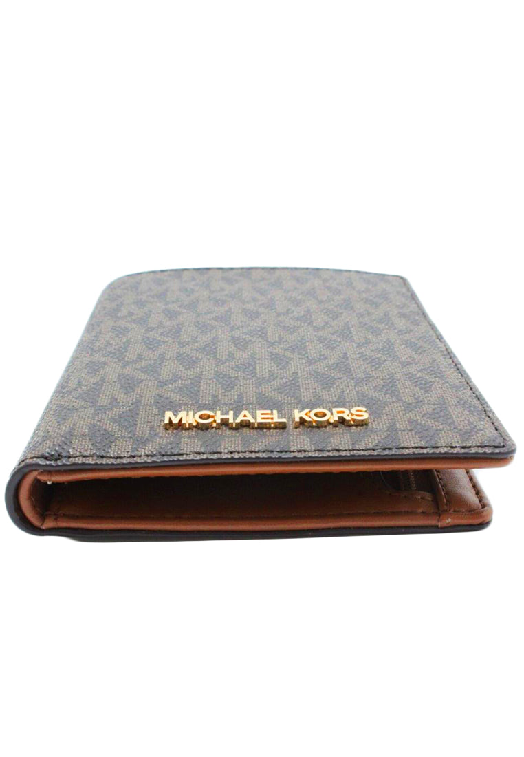 Michael Kors Passport Wallet In Signature - Brown